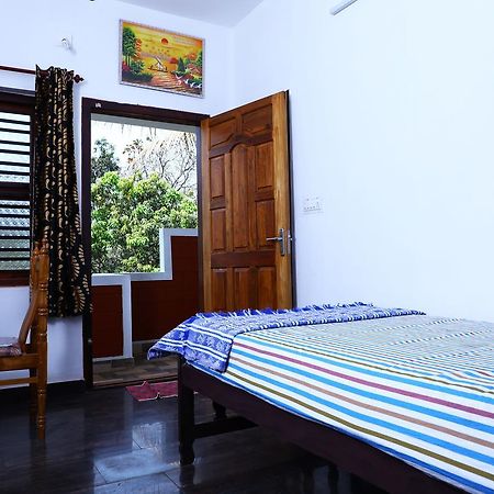 Cbr Ayurhealth Apartment Kannur Ngoại thất bức ảnh