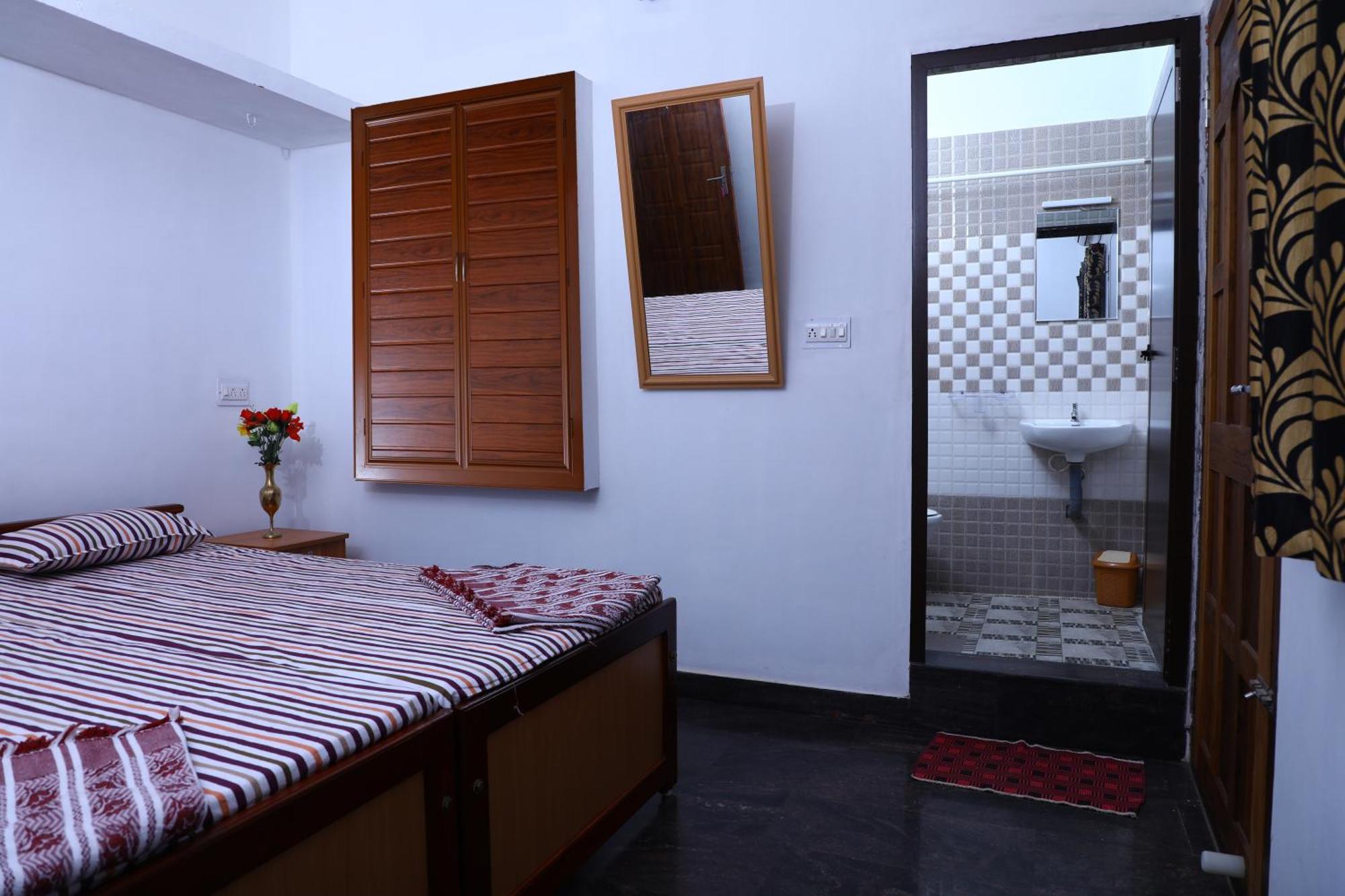 Cbr Ayurhealth Apartment Kannur Phòng bức ảnh